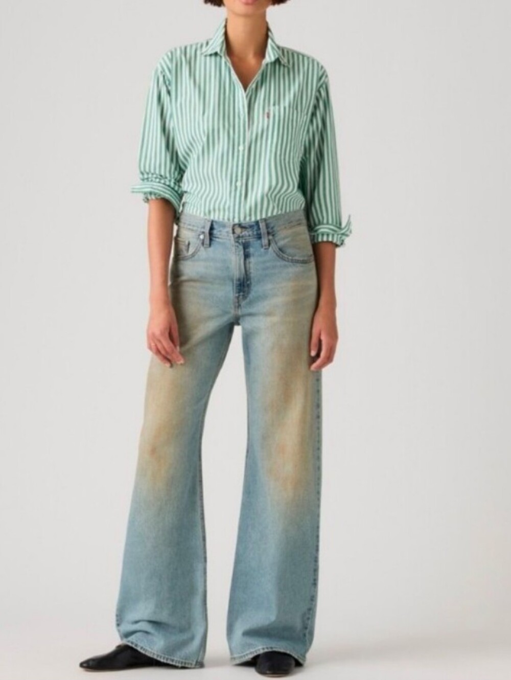 NWT Levi's Loose Boot Bootcut Jeans Broken-In Whiskered Light Wash Denim Rustic